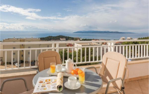 1 Bedroom Nice Apartment In Makarska